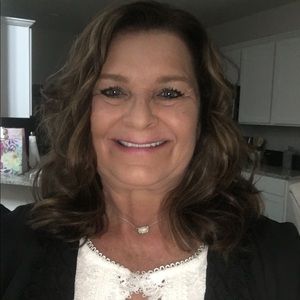 Meet your Posher, Tina